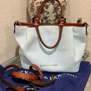 Authentic Dooney & Bourke, large Barlow
